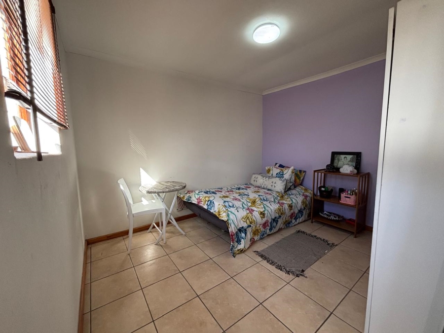 To Let 2 Bedroom Property for Rent in Brandwag Western Cape